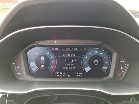 Used 2023 Audi Q3 2.0T Premium image 9