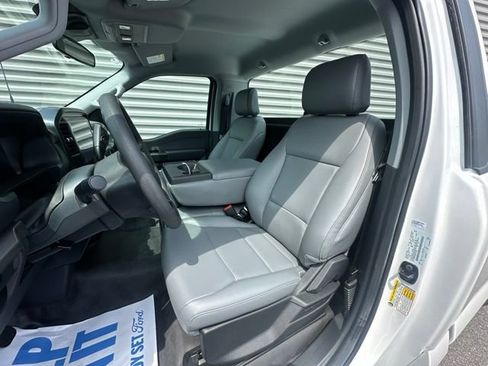 Used 2025 Ford F150 XL RWD image 12