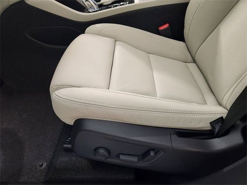 New 2026 Volvo XC40 B5 Plus w/ Protection Package Premier image 25