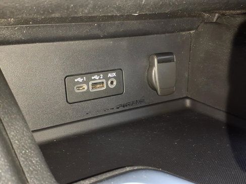 Used 2022 Nissan Sentra SV image 14