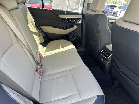 Used 2023 Subaru Outback Limited image 14