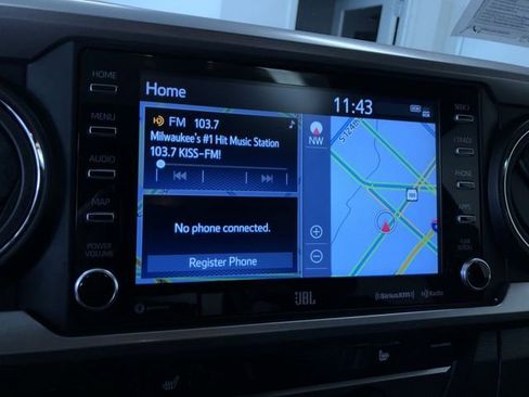 Certified 2022 Toyota Tacoma Limited image 21