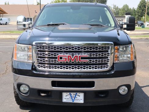 Used 2011 GMC Sierra 2500 SLT w/ SLT Convenience Package AWD/4WD image 12