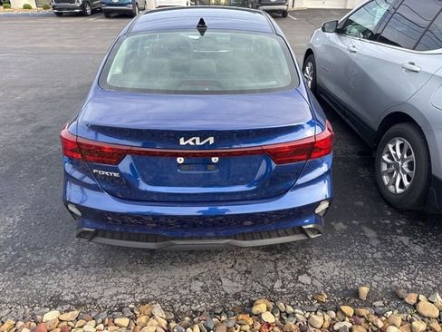 Used 2023 Kia Forte LXS w/ LXS Technology Package image 5