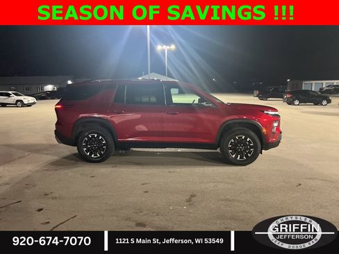 Used 2024 Chevrolet Traverse Z71 w/ Enhanced Driving Package image 10