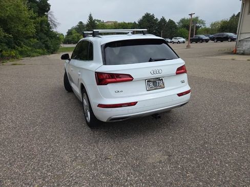 Used 2018 Audi Q5 2.0T Premium Plus w/ Premium Plus Package AWD/4WD image 9