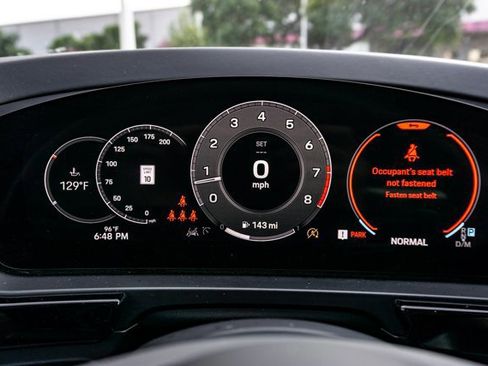 Used 2024 Porsche Cayenne S image 26