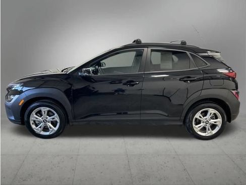 Used 2023 Hyundai Kona SEL AWD/4WD image 2