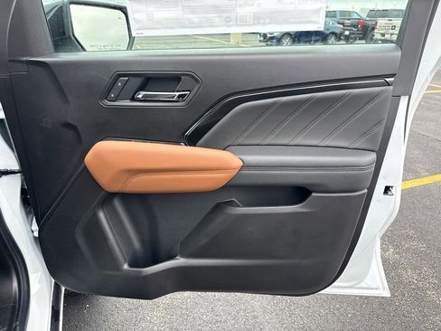 New 2026 GMC Canyon AT4 AWD/4WD image 37