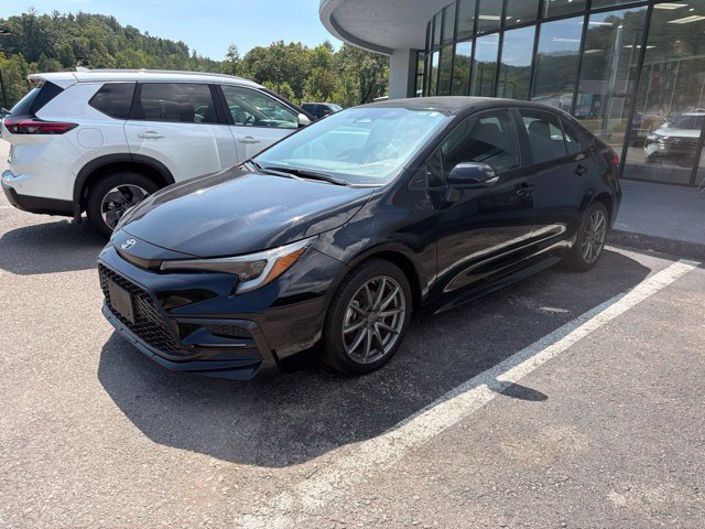 Used 2025 Toyota Corolla SE FWD image 1