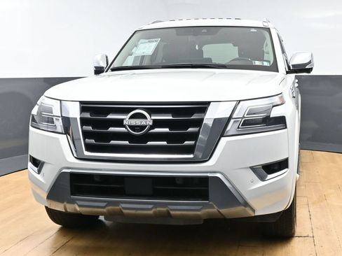 Used 2022 Nissan Armada Platinum AWD/4WD image 5