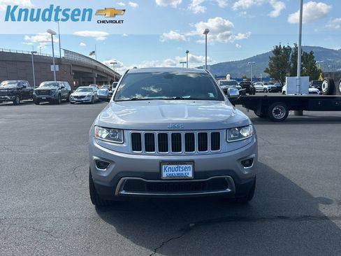 Used 2016 Jeep Grand Cherokee Limited AWD/4WD image 2