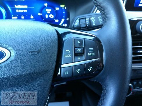 Used 2022 Ford Escape SEL w/ Technology Package image 14