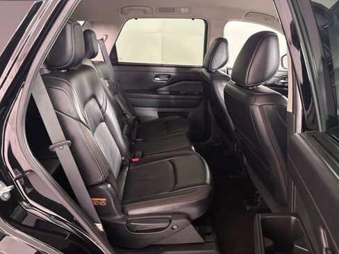 Used 2023 Nissan Pathfinder SL image 41
