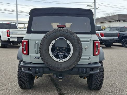 Certified 2022 Ford Bronco Outer Banks w/ Sasquatch Package image 9