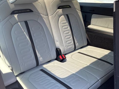 Used 2023 Rivian R1S Adventure AWD/4WD image 14