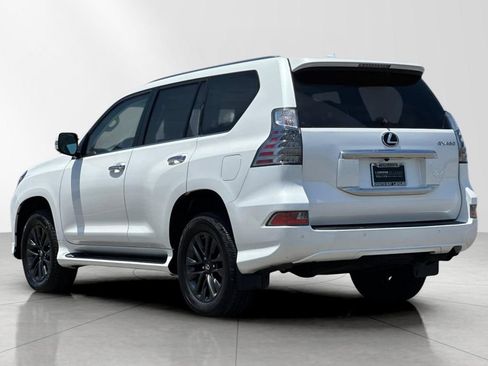 Certified 2023 Lexus GX 460 Premium w/ Premium Package AWD/4WD image 4