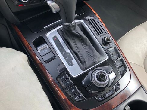 Used 2010 Audi A5 2.0T Premium Plus image 28