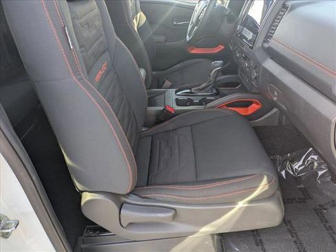 Used 2023 Nissan Frontier PRO-4X w/ Pro Convenience Package image 19