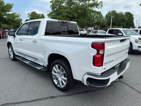 Used 2023 Chevrolet Silverado 1500 High Country w/ High Country Premium Package image 5