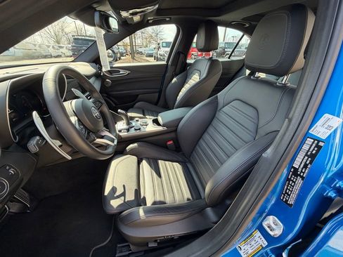 Used 2024 Alfa Romeo Giulia Veloce image 19