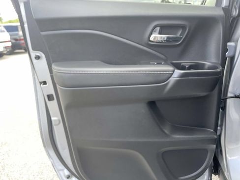 Used 2023 Honda Ridgeline RTL-E image 3