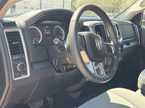 Used 2024 RAM 1500 Classic SLT image 10