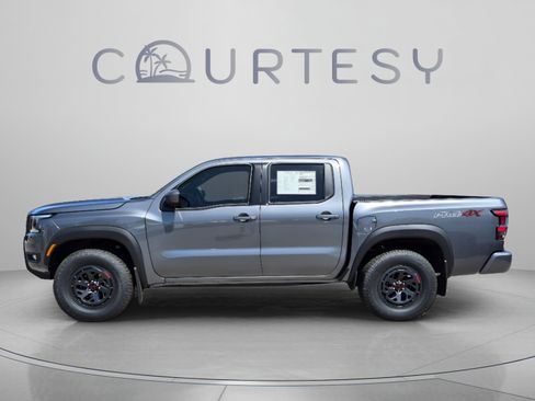 New 2026 Nissan Frontier PRO-4X w/ Pro-4x Convenience Package AWD/4WD image 2