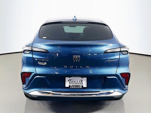 Certified 2024 Buick Envista Avenir image 6