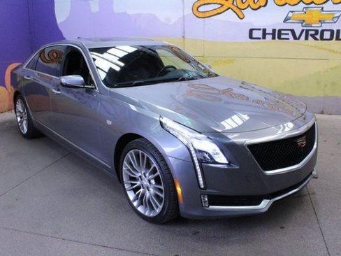 Used 2018 Cadillac CT6 Luxury w/ Active Chassis Package image 3