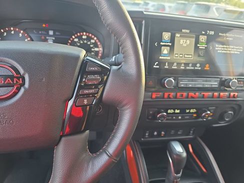 Used 2025 Nissan Frontier PRO-4X w/ Pro Premium Package AWD/4WD image 19