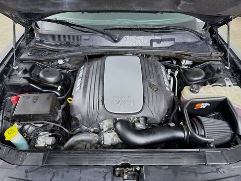 Used 2022 Dodge Challenger R/T w/ Plus Package image 28