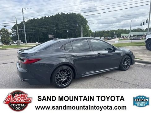 Used 2025 Toyota Camry XSE FWD image 3