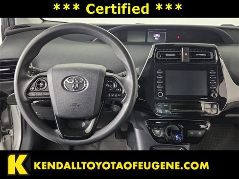 Certified 2022 Toyota Prius LE image 9