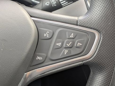 Used 2023 Chevrolet Equinox LS w/ LS Convenience Package FWD image 30