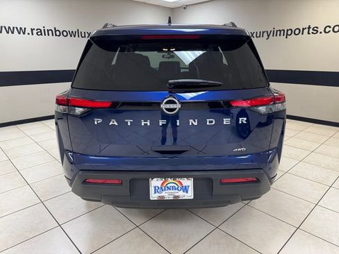 Used 2025 Nissan Pathfinder SV AWD/4WD image 5