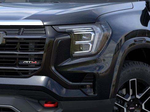 New 2027 GMC Terrain AT4 w/ Technology Package II AWD/4WD image 10