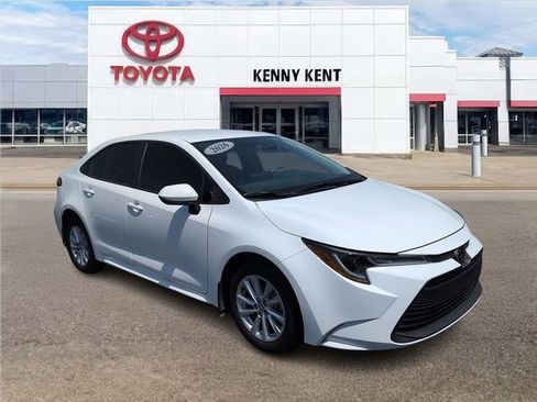 Certified 2026 Toyota Corolla LE w/ LE Premium Package FWD image 1