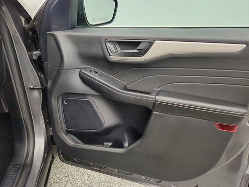 Used 2022 Ford Escape S FWD image 23