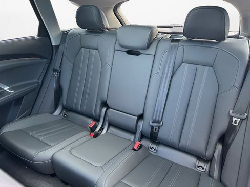 New 2025 Audi Q5 Premium Plus image 12