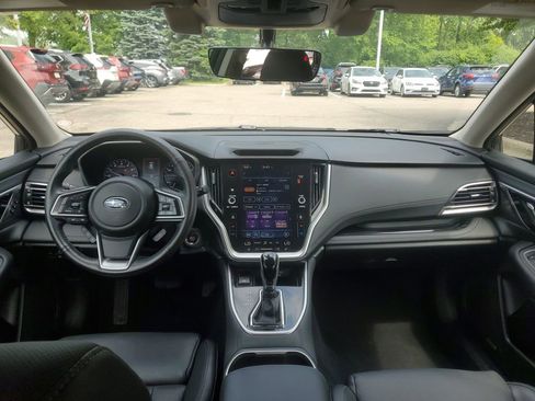 Used 2022 Subaru Outback Limited image 29