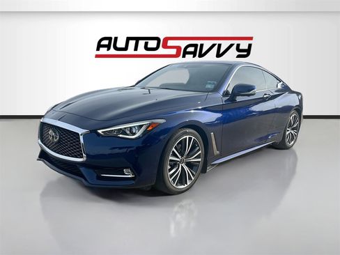 Used 2022 INFINITI Q60 3.0t Luxe w/ Essential Package image 3