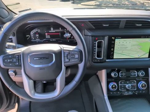 Certified 2023 GMC Yukon Denali AWD/4WD image 27