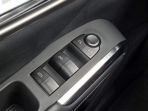 Used 2026 Chevrolet Traverse LT AWD/4WD image 27