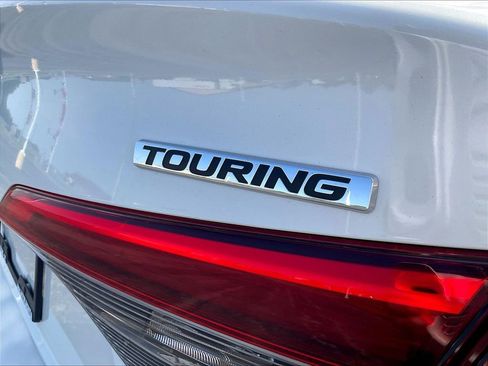 Certified 2024 Honda Civic Touring image 24