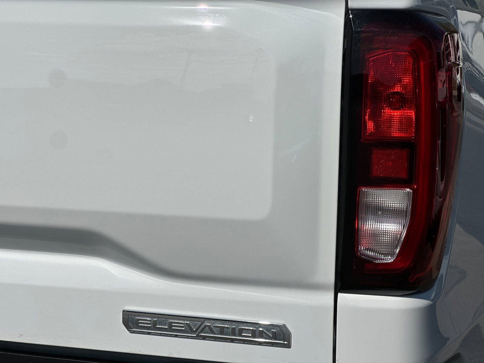 Used 2025 GMC Sierra 1500 Elevation AWD/4WD image 32