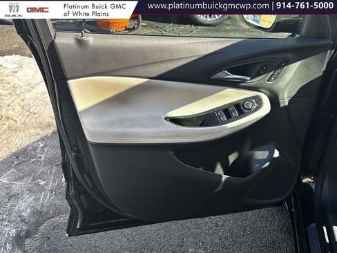 Used 2024 Buick Encore GX Avenir image 15