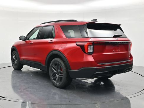 New 2026 Ford Explorer ST-Line w/ ST-Line Street Pack AWD/4WD image 7