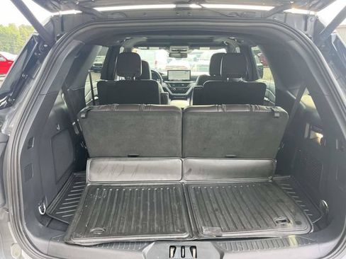 Used 2025 Ford Explorer Platinum w/ Ultimate Package RWD image 12