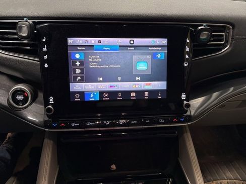 Used 2024 Jeep Wagoneer 4WD w/ Premium Group I image 6